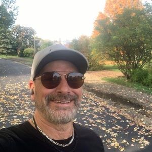 Meet your Posher, Marcel